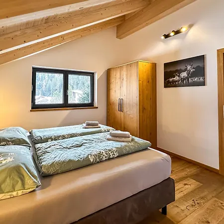 Ours Living Penthaus - Inkl Private Sauna アパート