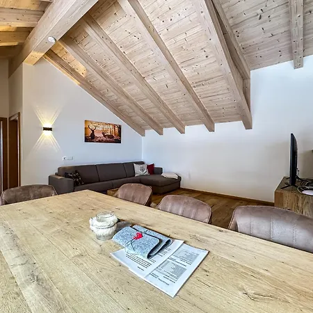 Ours Living Penthaus - Inkl Private Sauna Und Sommerkarte Apartment Hollersbach im Pinzgau