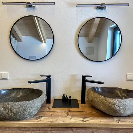 Ours Living Penthaus - Inkl Private Sauna *